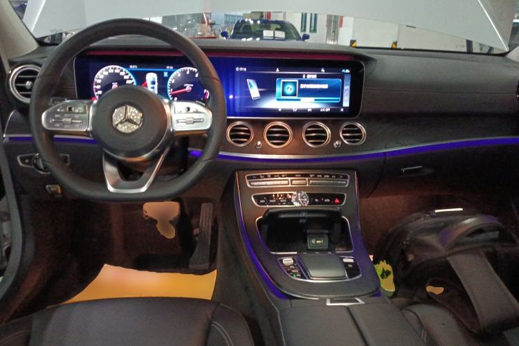 Used Mercedes-Benz E-Class 2019 E 300 L Sporty and Stylish Model