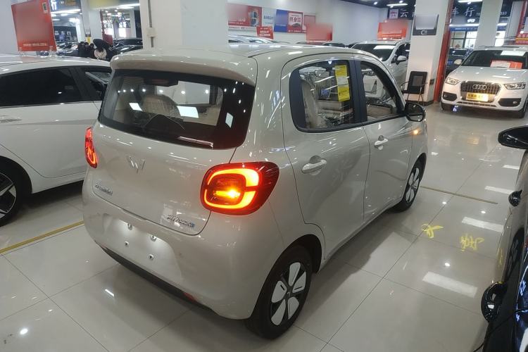 Used Wuling Hongguang MINIEV 2025 Four-Door Version Advanced Edition
