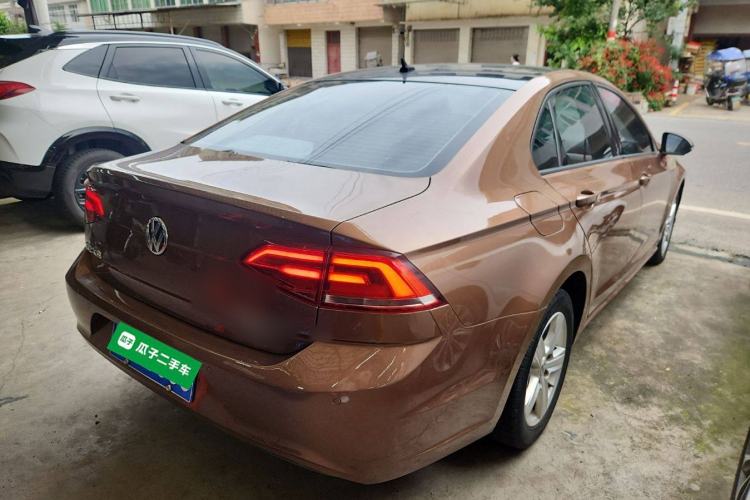 Used Volkswagen Lamando 2017 230TSI DSG Fashion Edition
