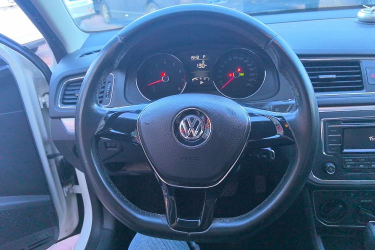 Used Volkswagen Gran Lavida 2015 1.6L Automatic Comfort Edition
