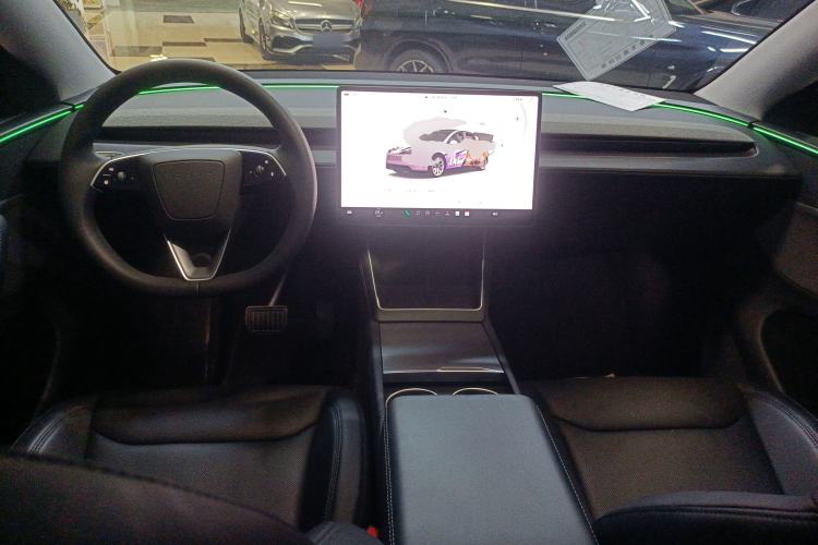 Used Tesla Model Y 2025 Rear-Wheel-Drive Version