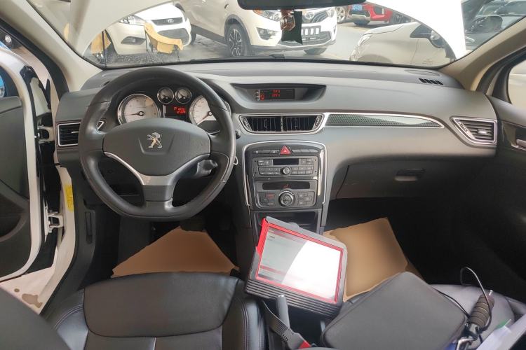 Used Peugeot 308 2014 Enjoyment Edition Classic 1.6L Automatic Fashion Model