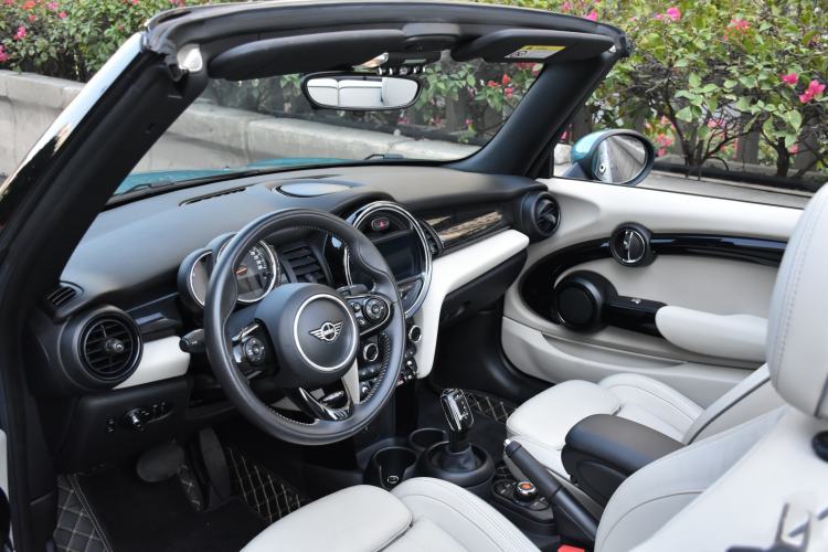 Used  MINI 2018 1.5T COOPER CABRIO Artist