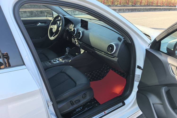 Used Audi A3 2020 Limousine 35 TFSI Fashion Edition China VI Emission Standard
