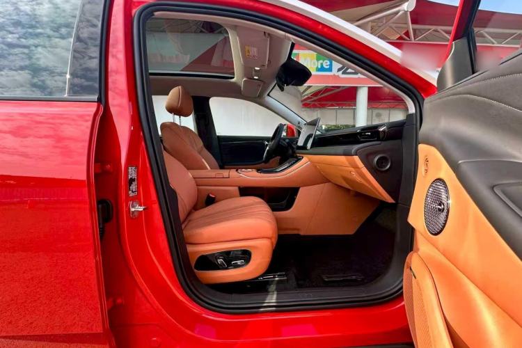 Used AION V 2024 Aion Tyrannosaurus 650 LiDAR Edition
