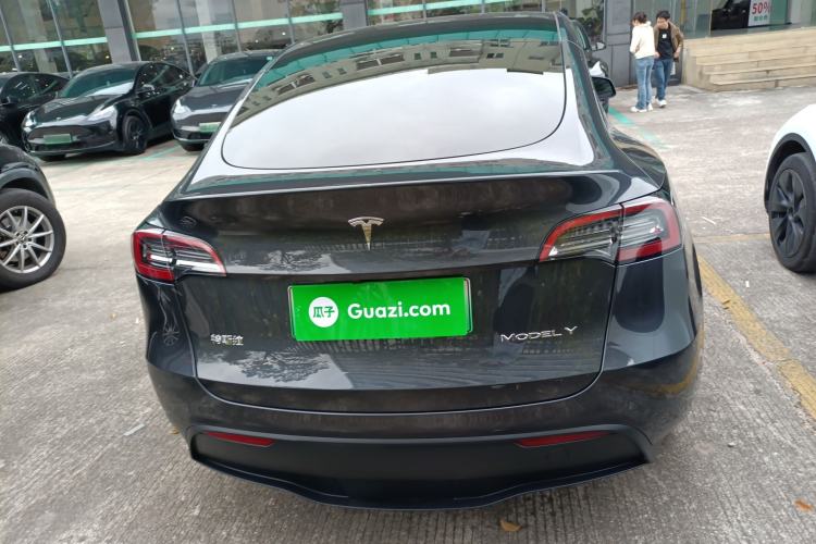 Used Tesla Model Y 2024 Rear-Wheel-Drive Version
