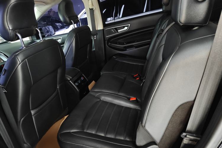 Used Ford Edge 2018 EcoBoost 245 Two-Wheel-Drive Titanium 7-Seater China V Standard