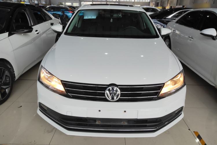 Used Volkswagen Sagitar 2018 1.6L Automatic Comfort Model
