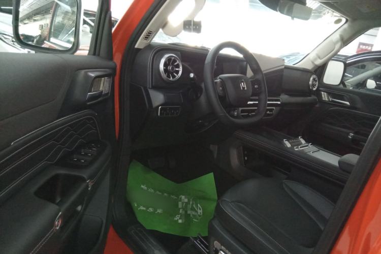 Used Tank 300 2025 2.0T Conqueror