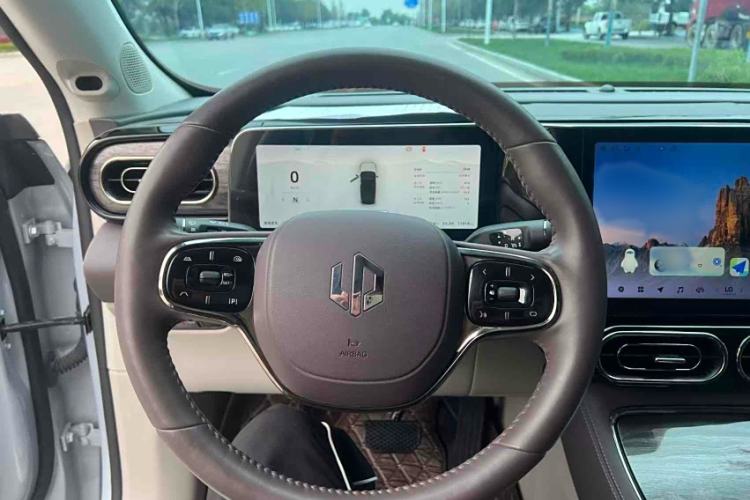 Used Leapmotor C11 2023 Range-Extended 300 Smart Enjoyment Edition
