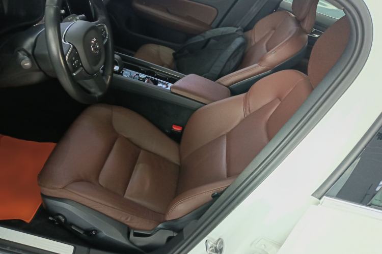 Used Volvo S60 2022 B4 Zhiyi Luxury Edition