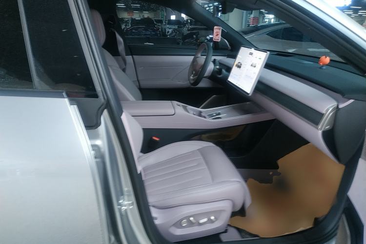 Used ONVO L60 2024 60 kWh Rear-Drive Version
