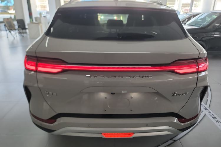 Used BYD Song PLUS New Energy 2023 Champion Edition EV 605KM Flagship PLUS
