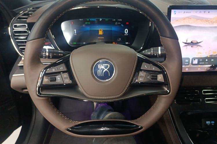 Used BYD Han 2024 DM-i Glory Edition 121KM Premium Model
