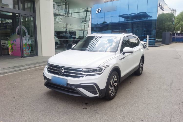Used Volkswagen Tiguan L 2024 300TSI Automatic Two-Wheel Drive Smart Edition
