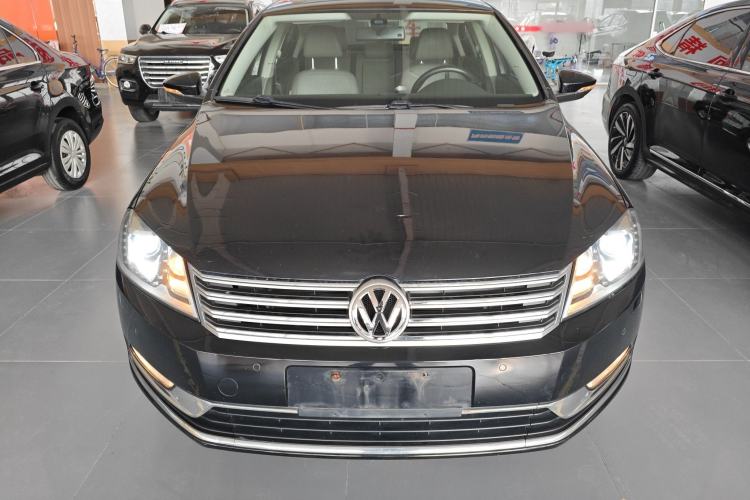 Used Volkswagen Magotan 2016 1.8TSI Luxury Comfort Model