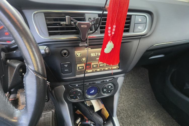 Used Citroen C3-XR 2015 1.6L Manual Pioneer Model
