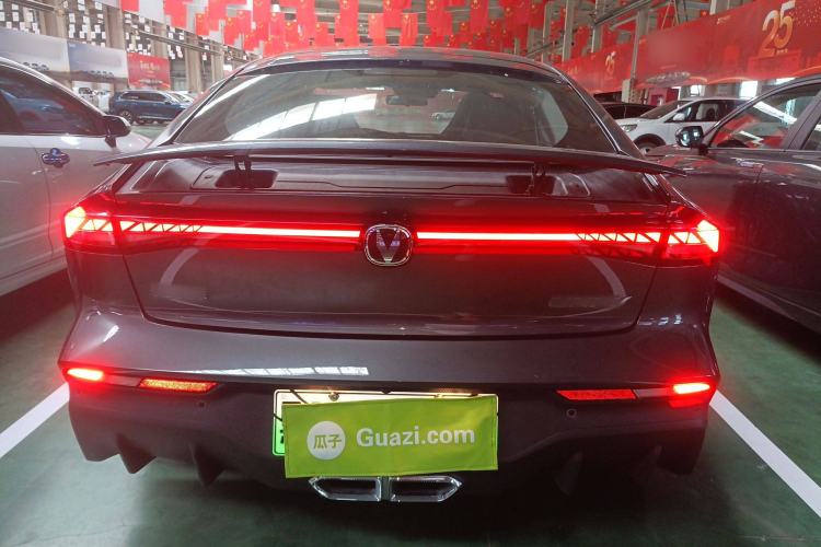 Used Changan UNI-V iDD 2024 Blue Whale Smart Electric iDD 136km ZhiKu Model