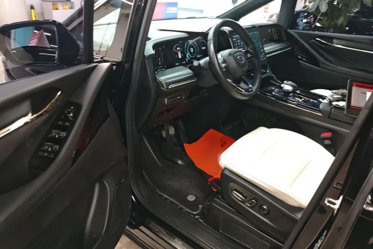 Used GAC Trumpchi M8 2023 Zongshi Series 400T Flagship Edition
