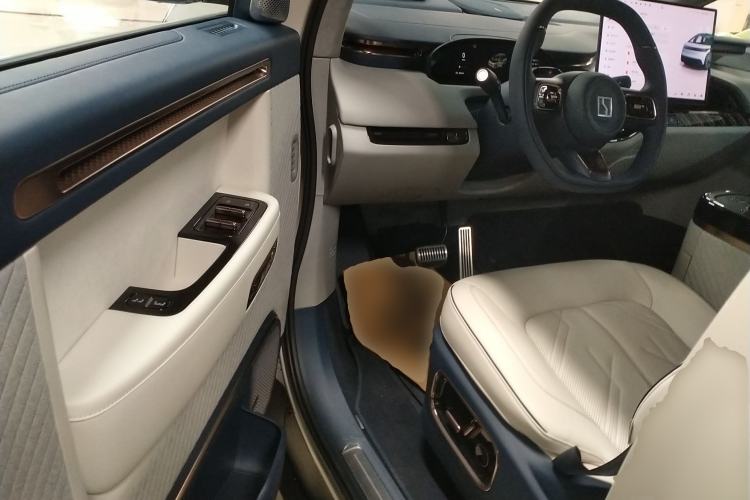 Used Zeekr MIX 2025 Long-Range Intelligent Driving Edition
