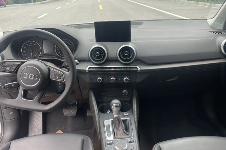 Used Audi Q2L 2023 35TFSI Progressive Dynamic Edition
