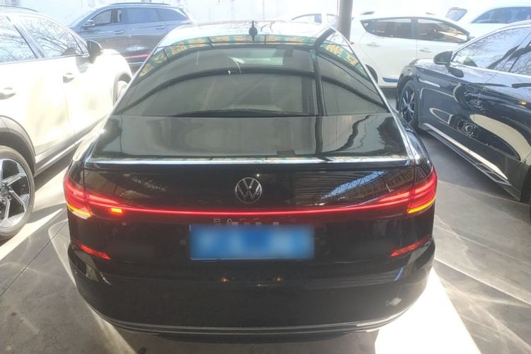 Used Volkswagen Passat 2022 380TSI Flagship Edition
