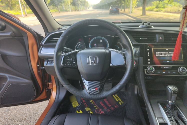 Used Honda Civic 2016 220TURBO CVT Luxury Edition
