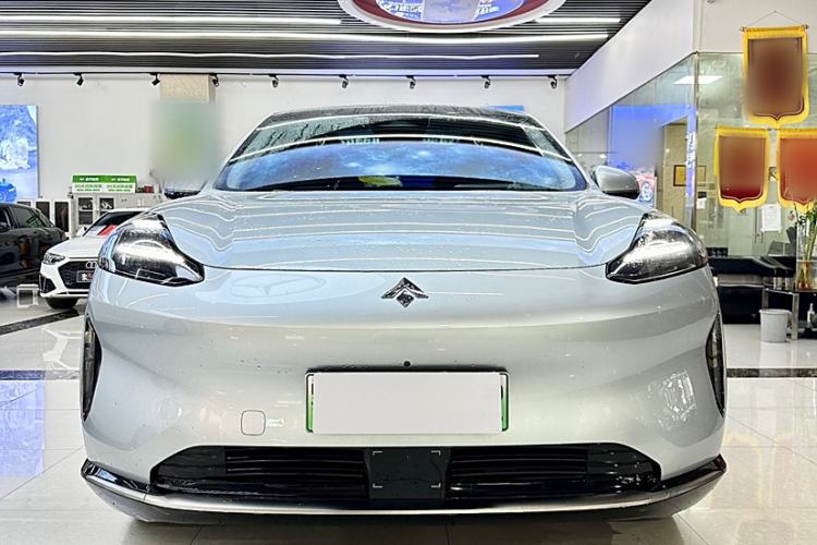 Used  HT 2023 670 Rear-Drive Ultra-High Voltage Version
