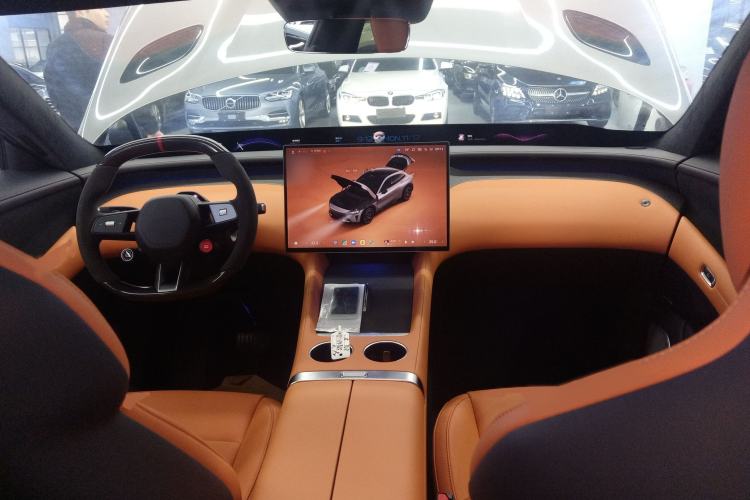 Used  YU7 2025 Ultra-Long Range High-Performance All-Wheel-Drive Max Edition