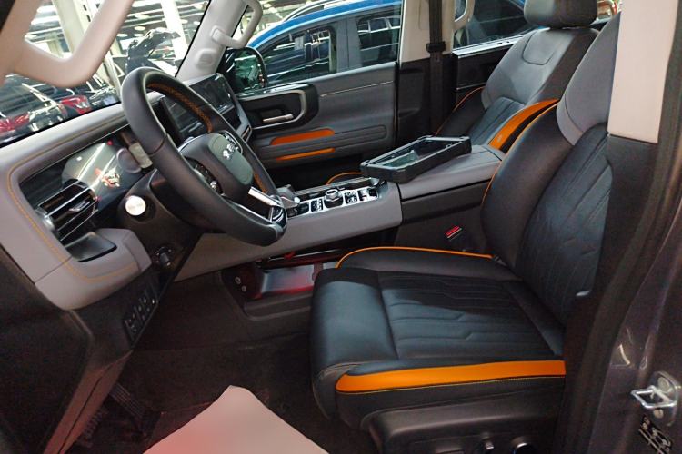 Used  BJ40 Electric Drive 2025 Advanced Edition
