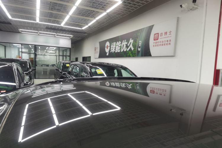 Used Zeekr 7X 2025 100 kWh Long-Range Rear-Wheel Drive with Intelligent Driving Features
