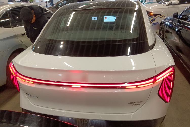 Used Hongqi EH7 2024 690 Pro
