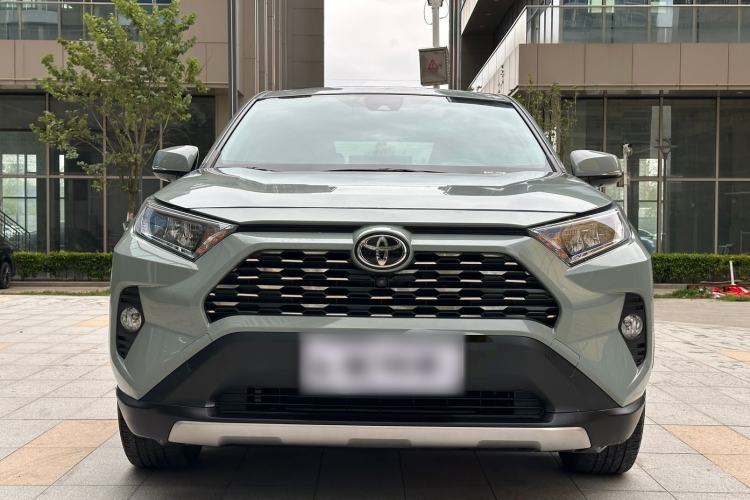 Used Toyota RAV4 2022 2.0L CVT Two-Wheel Drive Fashion Edition
