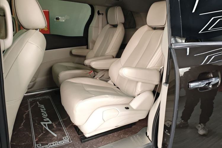 Used Buick GL8 2022 Land Business Class 652T Luxury Model
