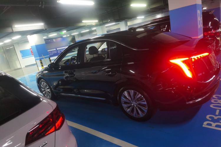 Used Hongqi E-QM5 2024 500km Range Edition
