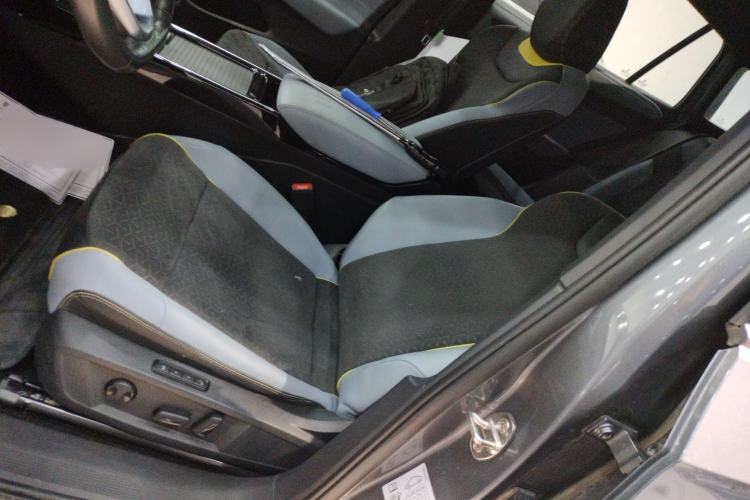 Used Volkswagen ID.4 X 2022 Smart Enjoyment Long-Range Edition