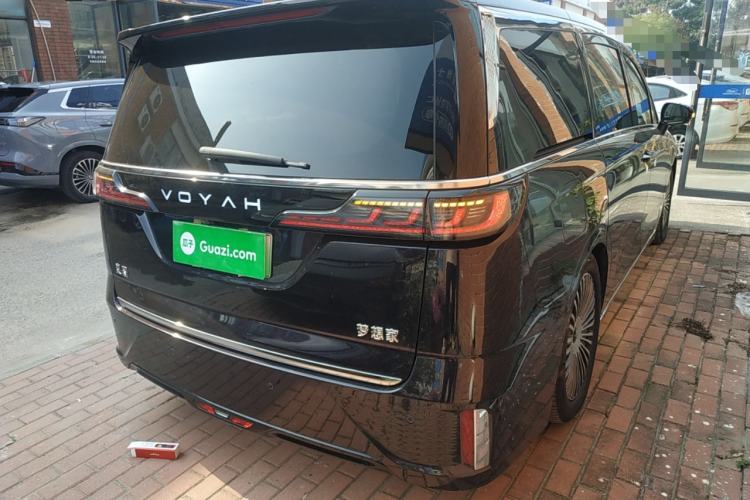 Used VOYAH Dream 2025 PHEV Four-Wheel-Drive Flagship Kunpeng Edition
