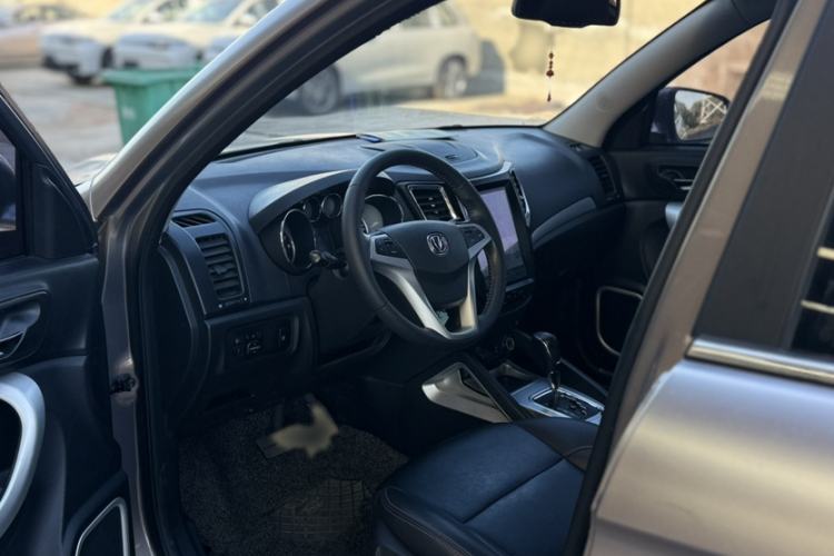 Used Changan CS35 2016 1.6L Automatic Luxury Model China V Standard