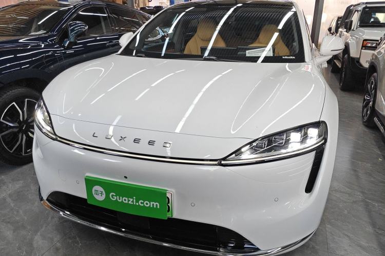 Used Hima Luxeed R7 2024 Pure Electric 667km Pro