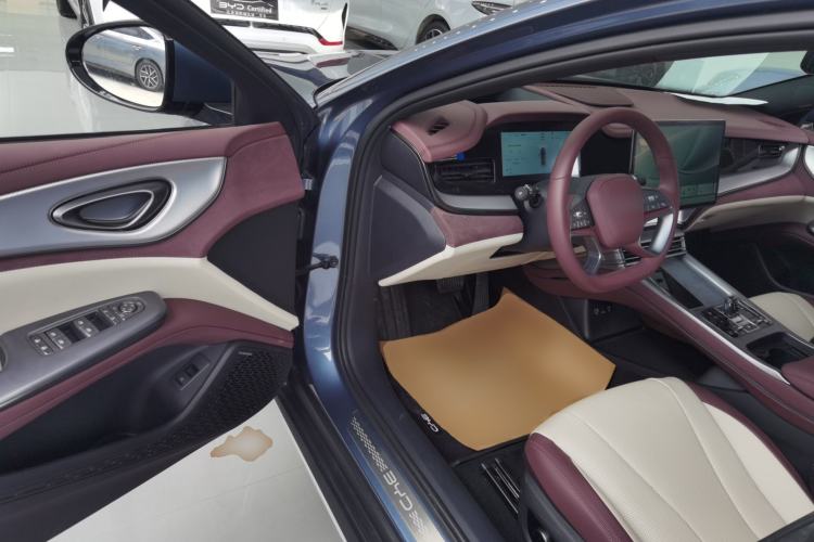 Used BYD Seal 07 DM-i 2025 Intelligent Driving Version DM-i 1.5L 125 km Prestige Edition
