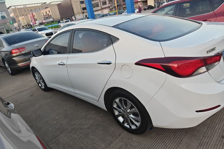 Used Hyundai Elantra 2016 1.6L Automatic Prestige Edition
