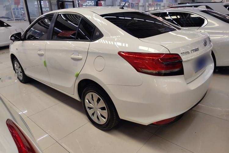 Used Toyota YARiS L 2019 1.5E CVT Dynamic Edition China VI compliant
