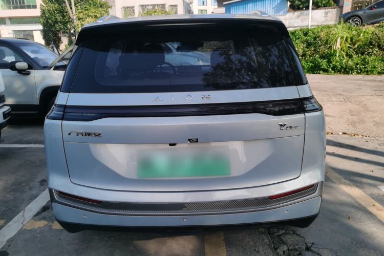 Used AION Y 2023 Younger