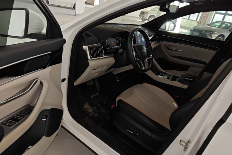 Used BYD Song PLUS New Energy 2023 Champion Edition DM-i 110KM Flagship PLUS
