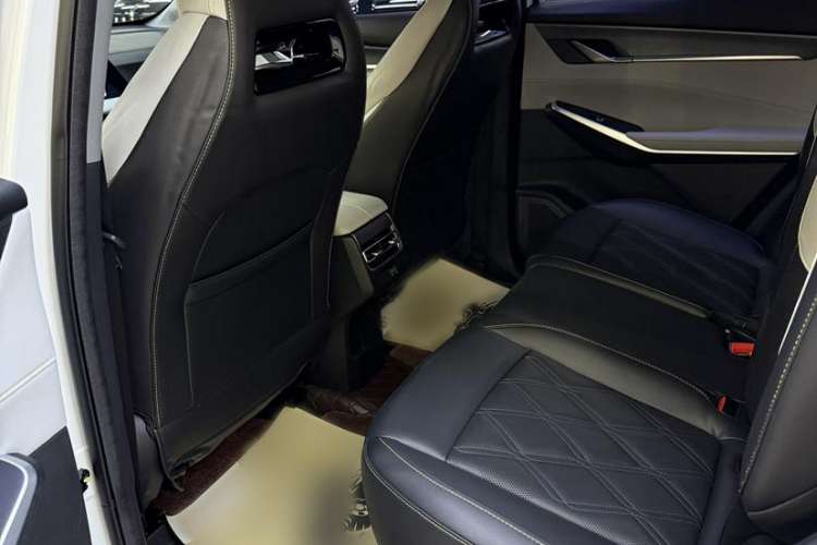 Used Changan CS75 PLUS 2023 3rd Generation 1.5T Automatic Prestige Model
