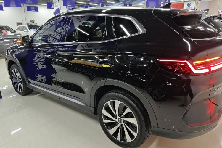 Used BYD Song PLUS New Energy 2024 Honor Edition EV 520km Luxury Model
