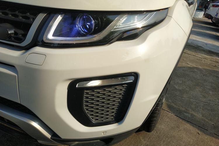 Used Land Rover Range Rover Evoque 2018 240 PS SE DYNAMIC Smart Edition