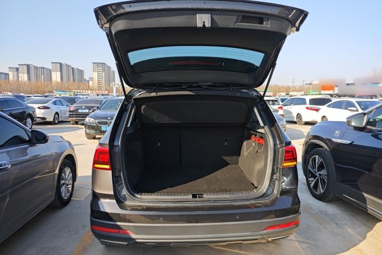 Used Volkswagen Tharu 2021 280TSI Two-Wheel Drive Comfort Edition
