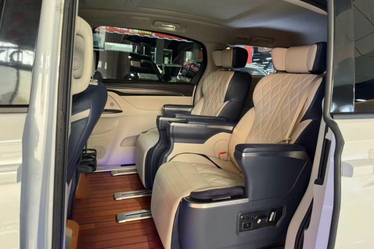 Used Buick GL8 2021 ES Landtrek 653T Comfort Edition