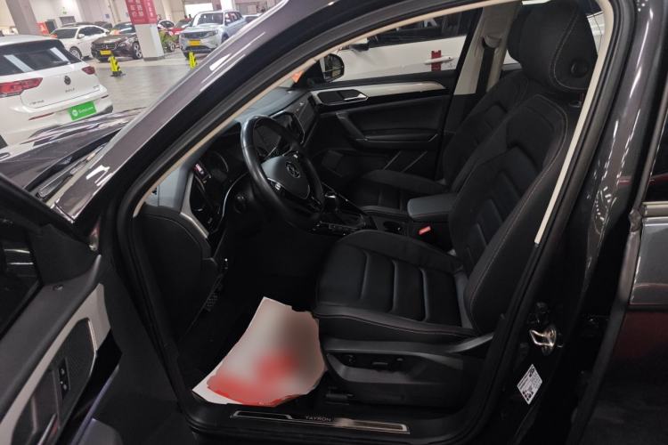 Used Volkswagen Tayron 2022 280TSI Two-Wheel Drive Luxury Smart Connectivity Version